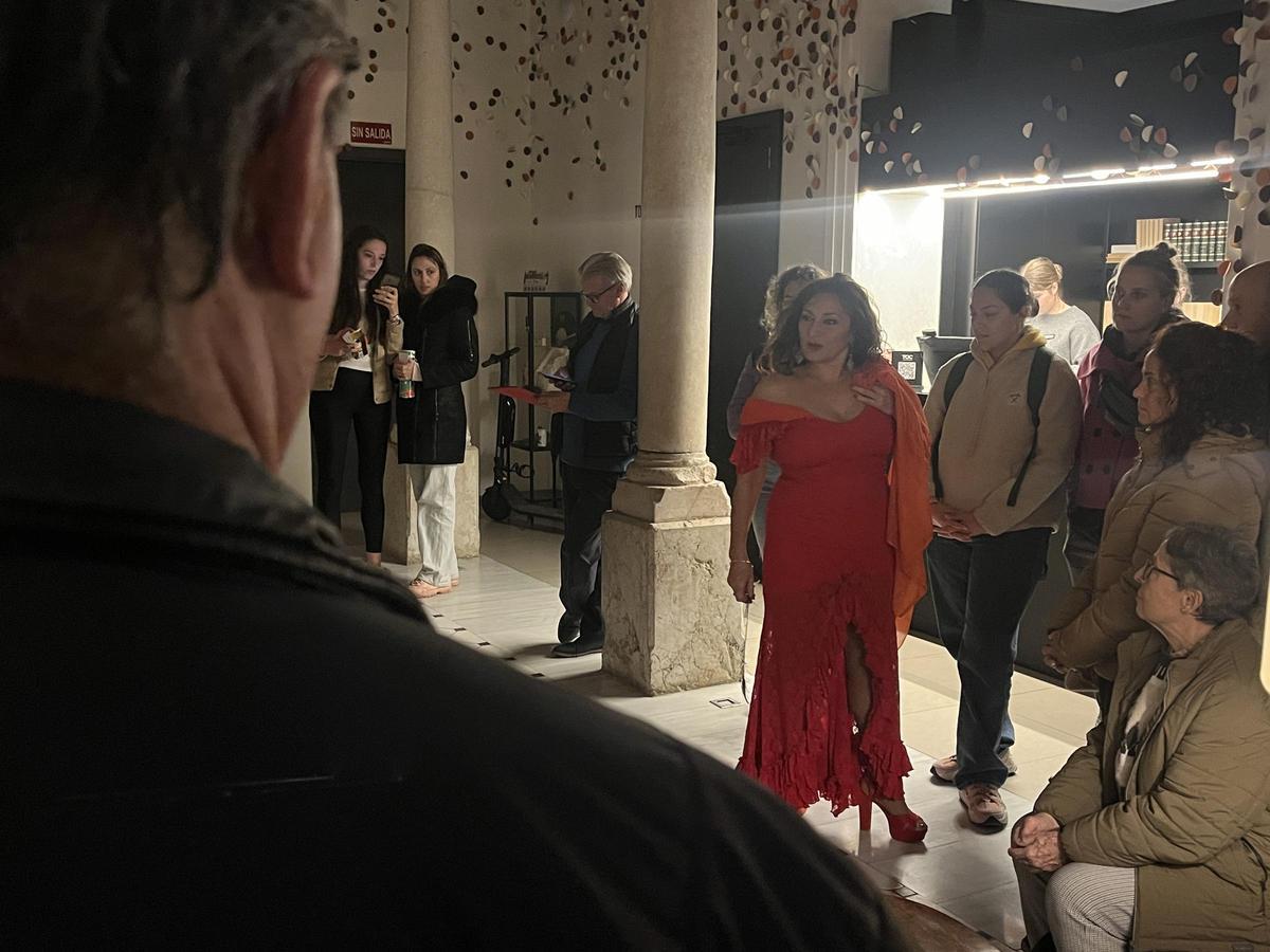 La ruta está teatralizada.