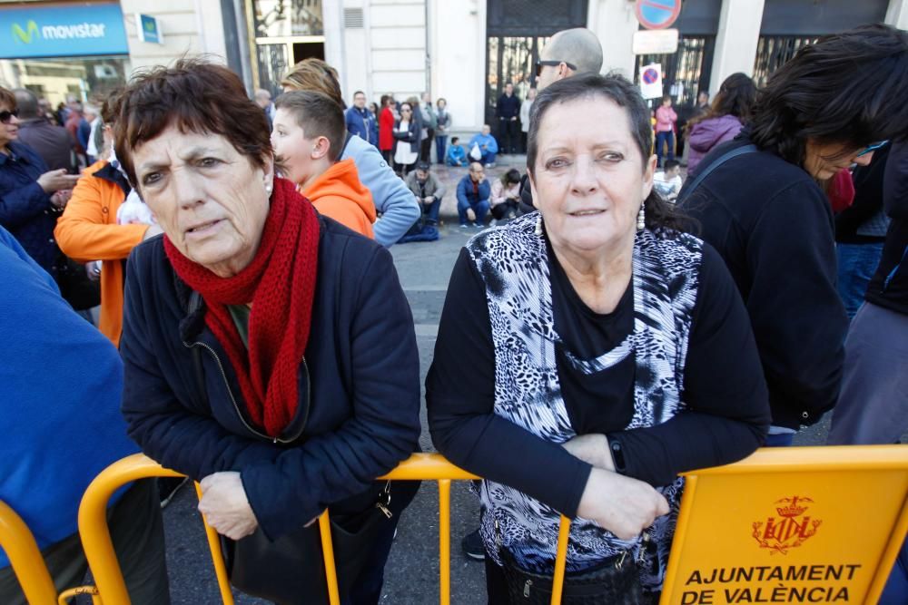 Búscate en la mascletà del 12 de marzo