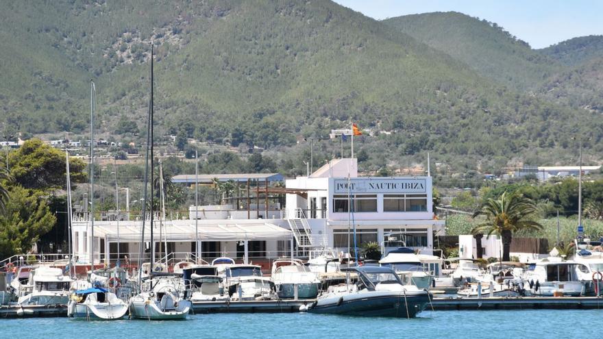 Parte de las instalaciones de Port Nàutic Ibiza. | CÉSAR NAVARRO