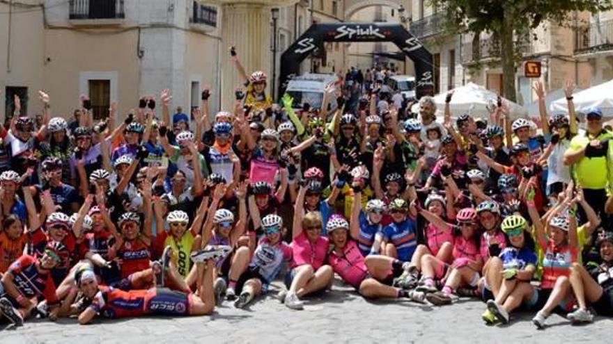 Marcha en Bocairent para reivindicar el ciclismo femenino