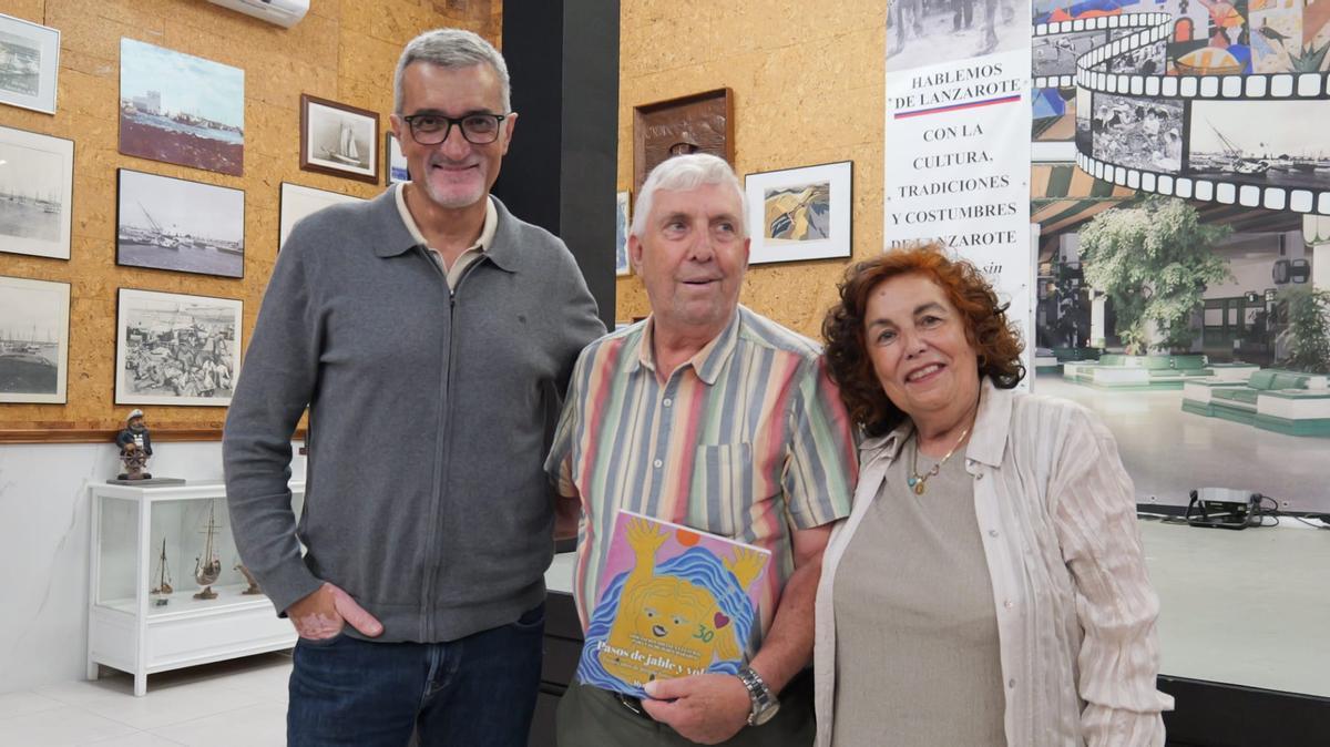 Marci Acuña, Toñín Ramos y Nieves Rosa Hernández.