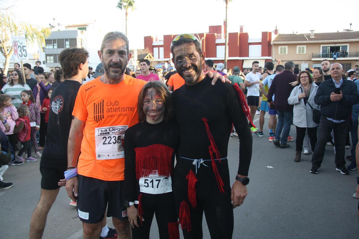 Miquel Capó, con su hijo y su hermano