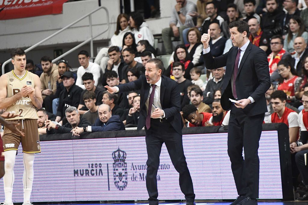 Todas las imágenes del partido del UCAM Murcia contra el Bàsquet Girona