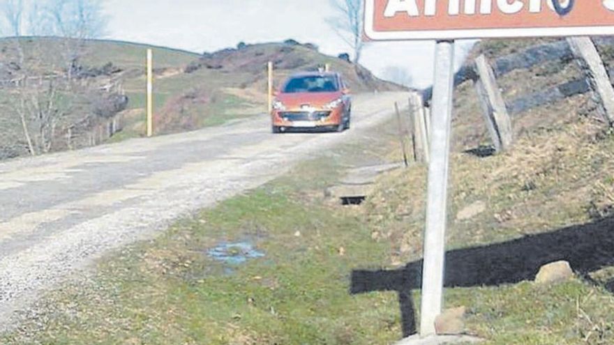 La mejora de la conexión entre Caso y Piloña: la reparación de la carretera de Arnicio durará 30 meses