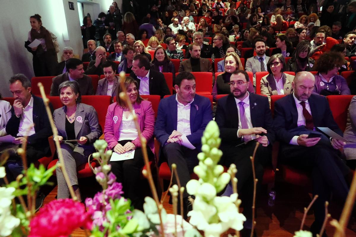 Así fue el acto institucional con motivo del Día Internacional de la ...