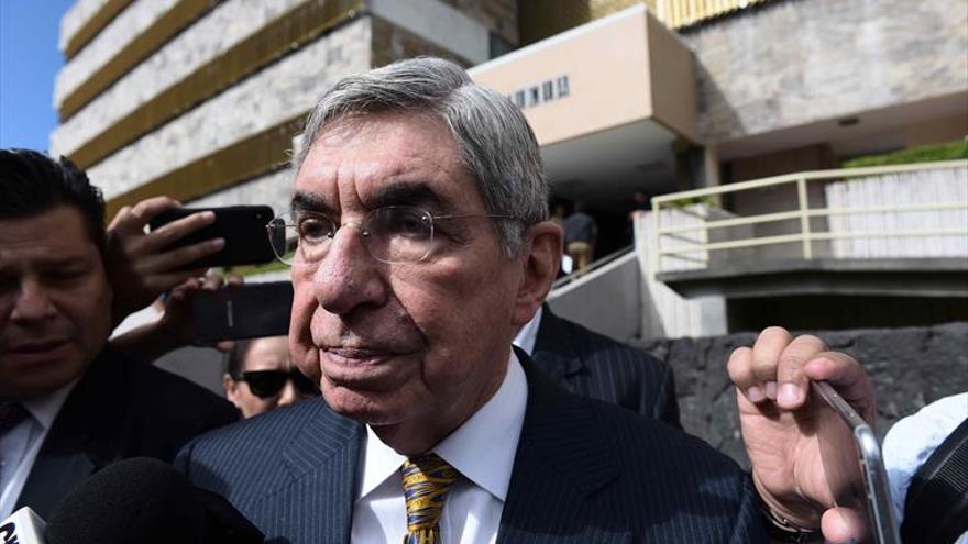Óscar Arias declara tras presentarse dos denuncias de delitos sexuales