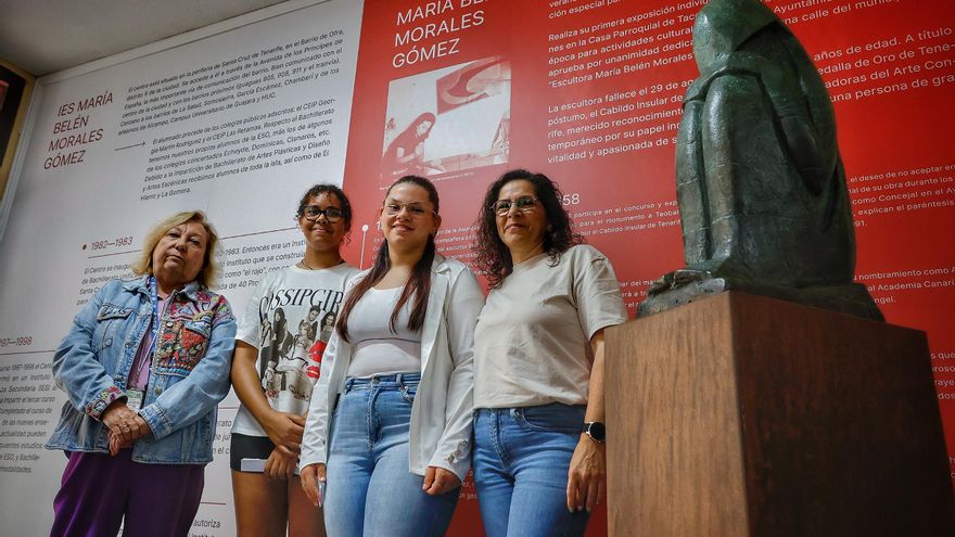 Quejas del alumnado del IES María Belén Morales Gómez por la falta de Bachillerato de Ciencias en el centro