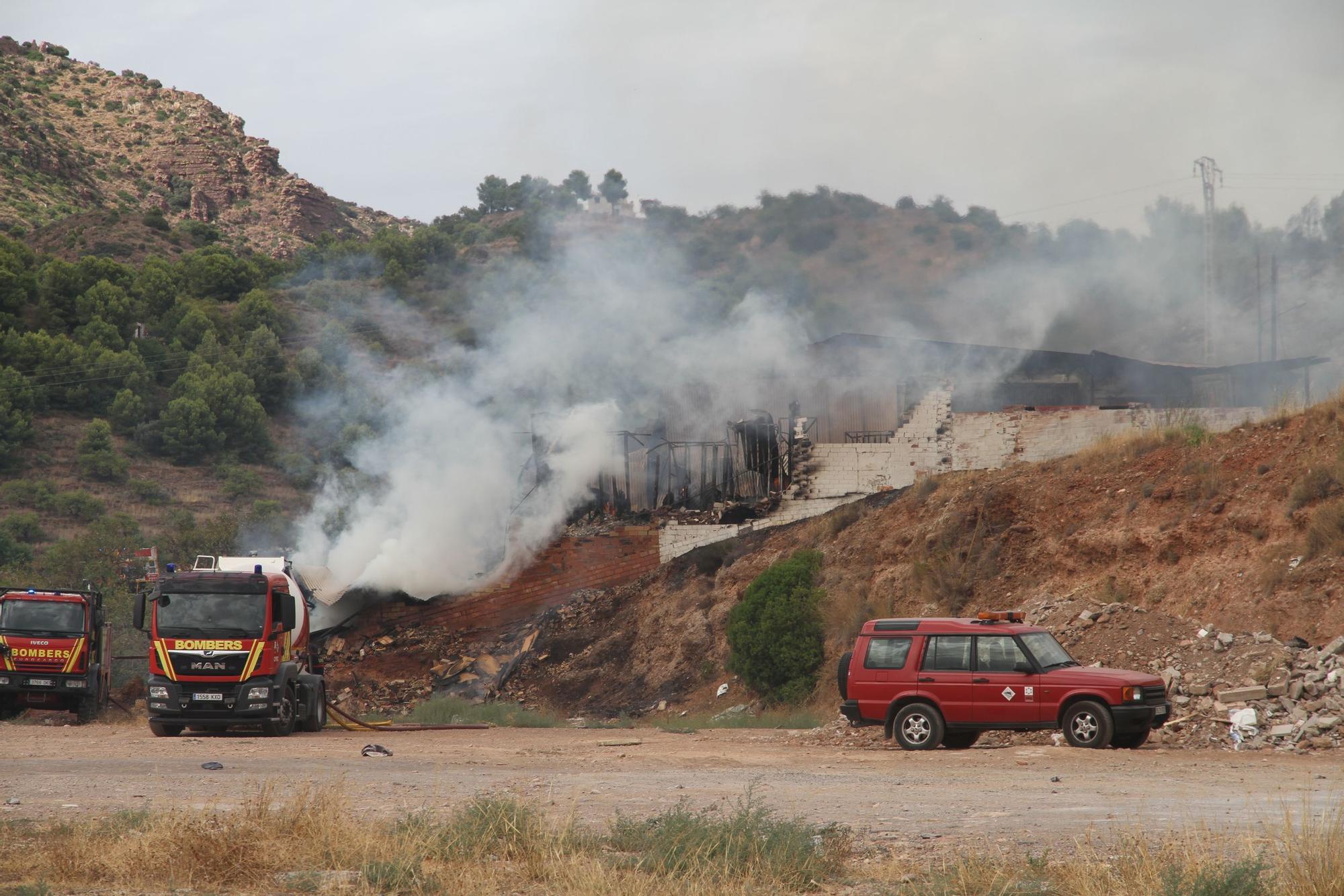 Incendio en el barranc de l'Horteta de la Vall