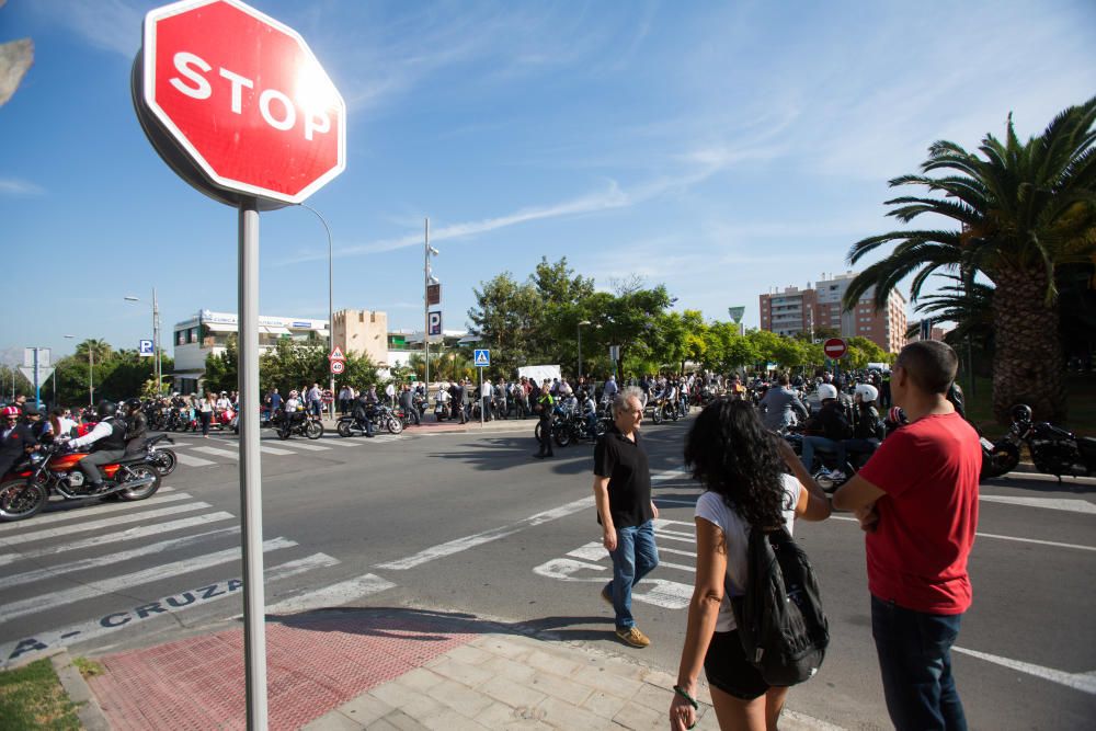 Motos custom y vintage invaden Alicante para luchar contra el cáncer de próstata