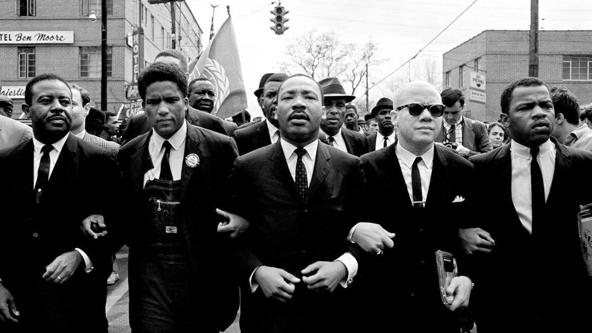 Martin Luther King, en la marcha de Selma a Montgomery, en 1965