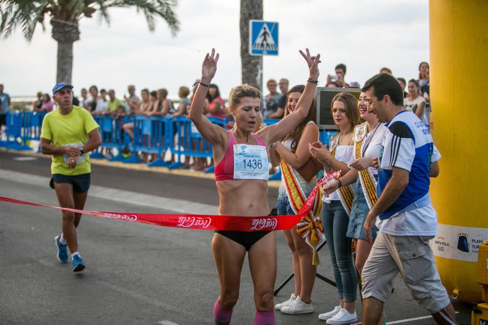 Madrugón festivo y atlético en Santa Pola