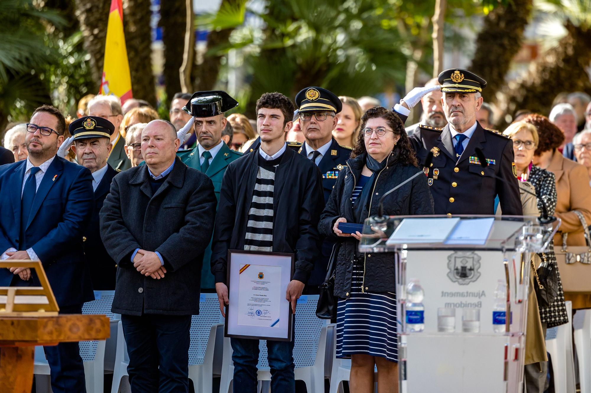 Pleno Día de La Constitución en Benidorm