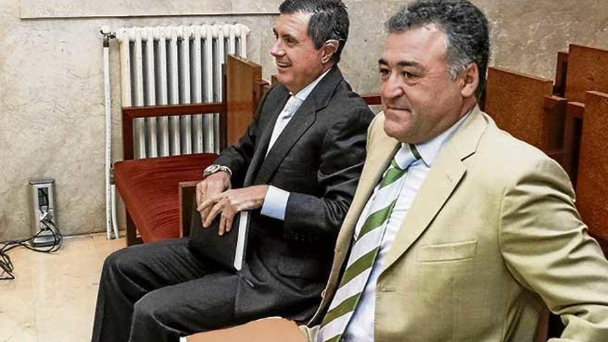 Matas y Ballester, en el banquillo por este juicio por corrupción.