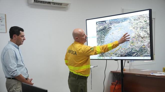 Juanma Moreno sobre el fuego de Los Gallardos (Almería): "Es una bomba de relojería, uno de los incendios más complicados de los últimos años"