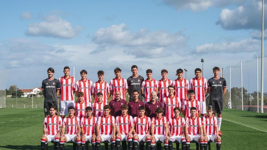 El líder posa en Mareo: las claves del resurgir del Sporting Atlético y un mensaje interno