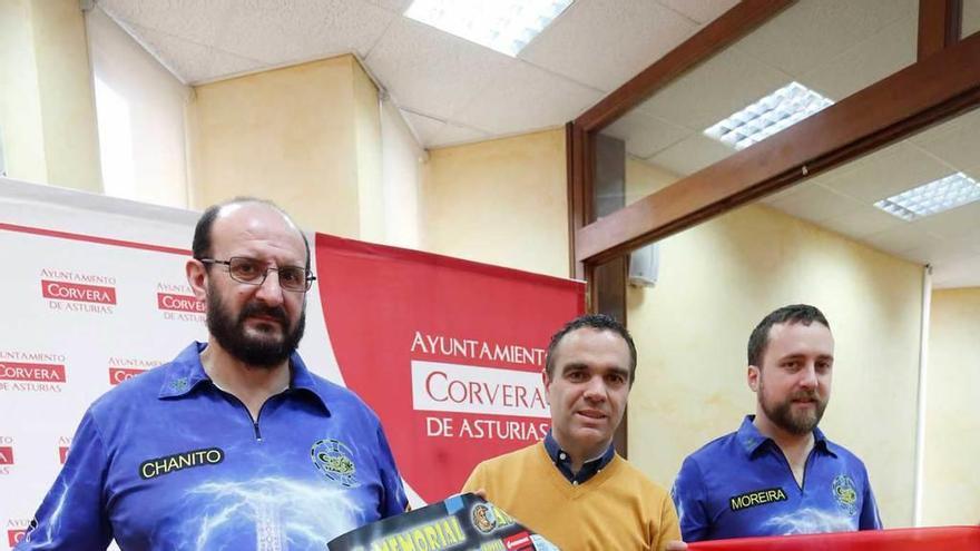 Carlos Manjón, &quot;Chanito&quot;; Iván Fernández y Rubén Moreira, ayer.