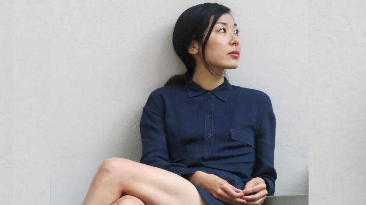 La escritora Katie Kitamura, autora de 'Intimidades'