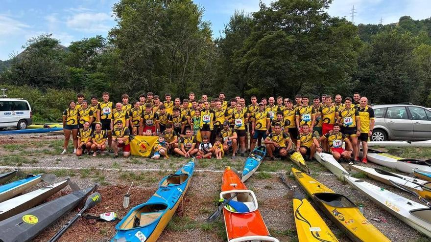 Los Cuervos de Pravia se imponen por clubes en el Campeonato de Asturias de Ríos