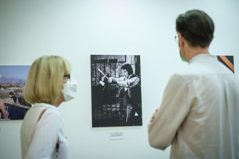 Exposición de fotografías de P.A. Martínez Parra 'La tele de antes'.