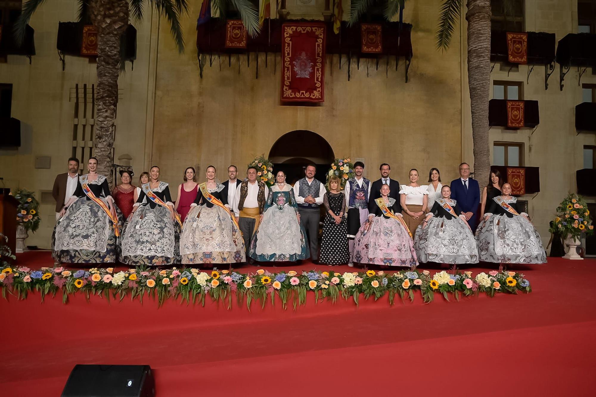 Elche da la bienvenida a un nuevo reinado