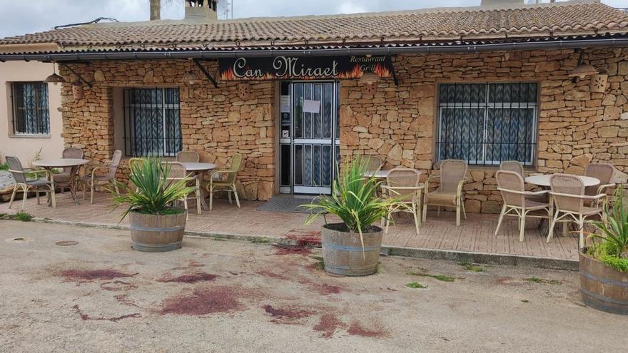 Ex-Mitarbeiter prügelt brutal auf Restaurantbetreiber in Son Serra de Marina ein