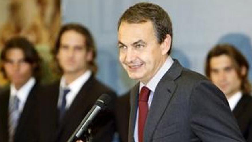 Zapatero anuncia la creación de un ministerio de Deportes