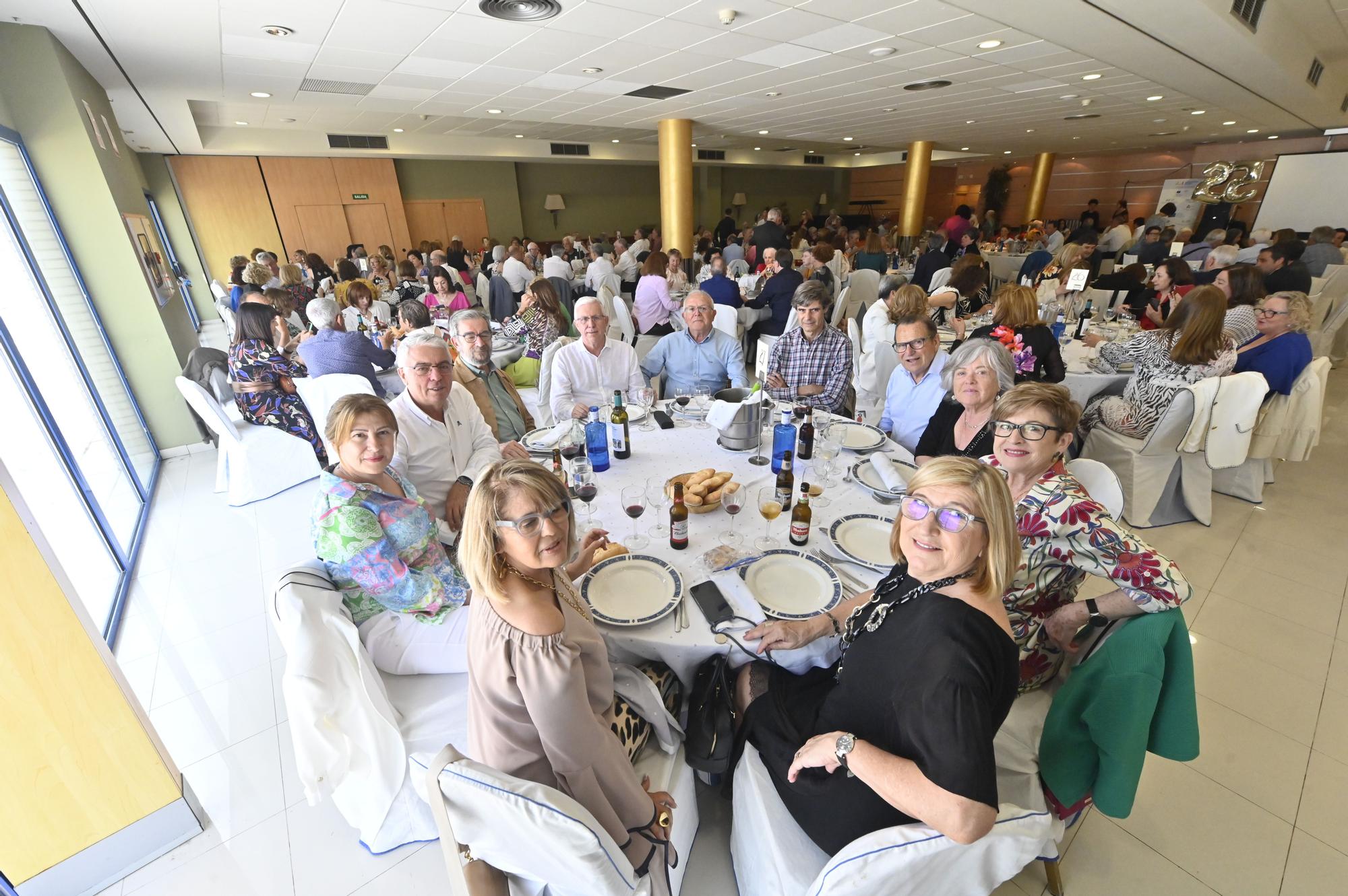 Los mayores universitarios de Castellón celebran una comida de hermandad