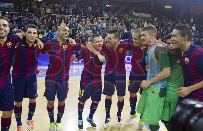 Barça,5 - Lokomotiv Kharkiv,0