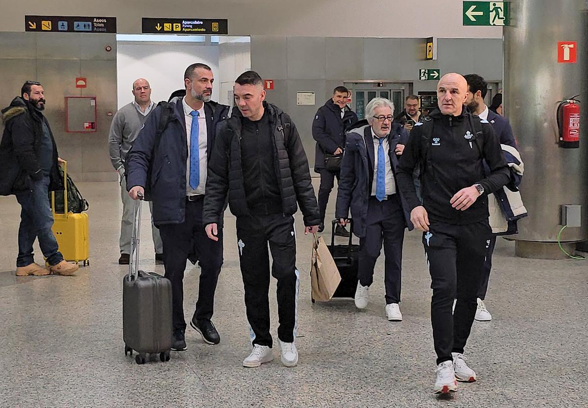 La expedición del Celta pone rumbo a Belgrado desde el aeropuerto de Vigo La expedición del Celta pone rumbo a Belgrado desde el aeropuerto de Vigo