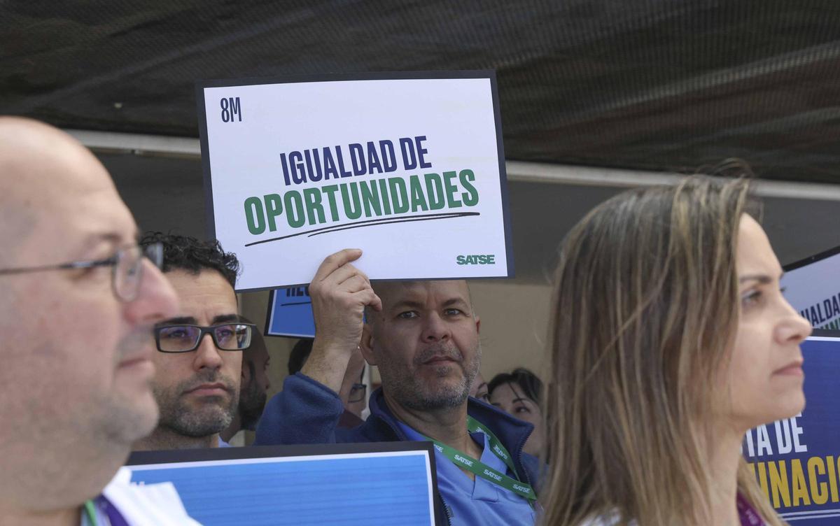 Las enfermeras se movilizan en Alicante