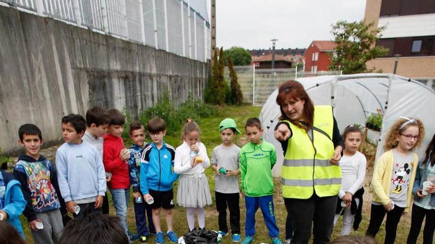 Los escolares aprenden a cuidar el planeta