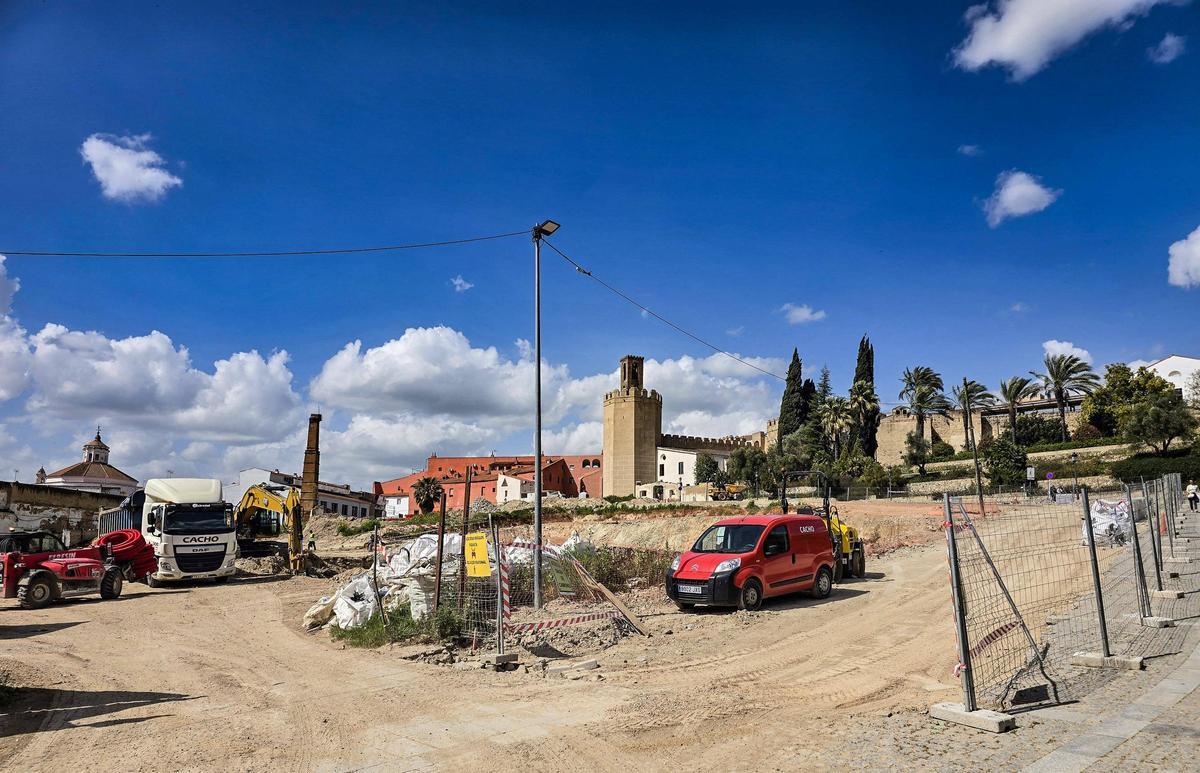 Imagen del estado en el que se encuentran las obras de urbanización en El Campillo de Badajoz.