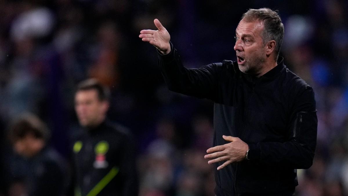 Flick durante el encuentro ante el Valladolid