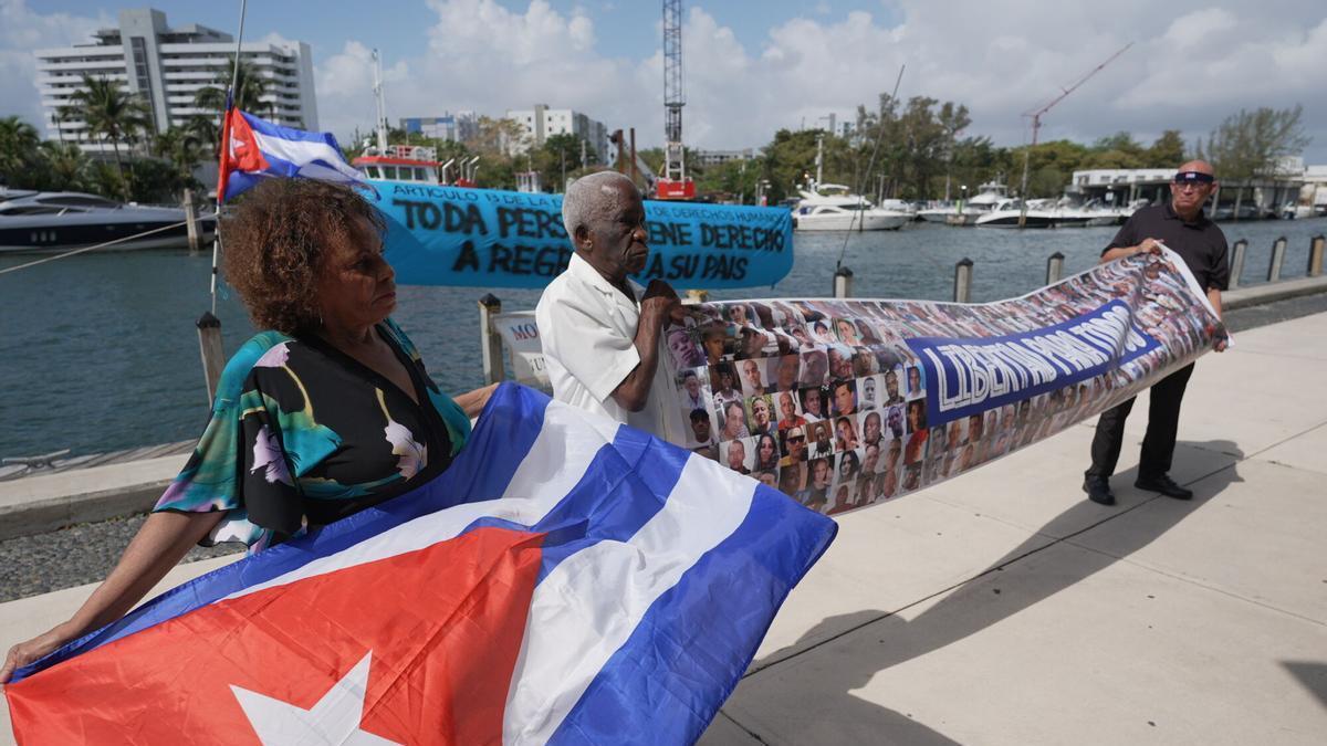 Cuba denuncia que EEUU ejerce un «bloqueo total» al país, «similar a uno de tipo militar»