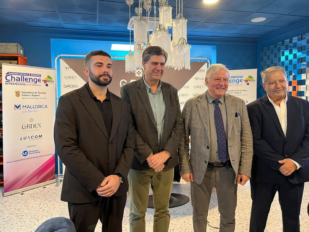 Autoridades y directivos, esta mañana durante la presentaión de la Challenge.