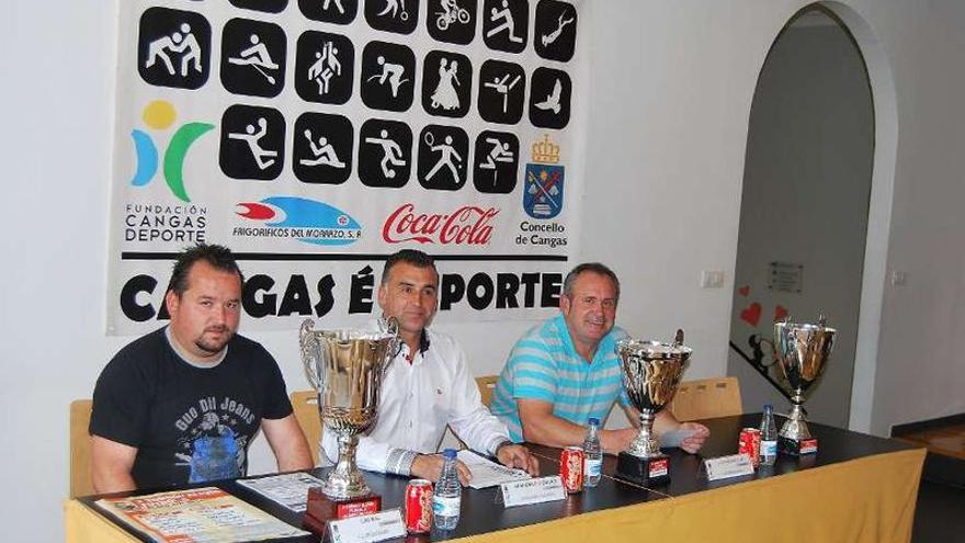 Luis Rial, Francisco Soliño y José Carlos Bacelar en la presentación del evento.