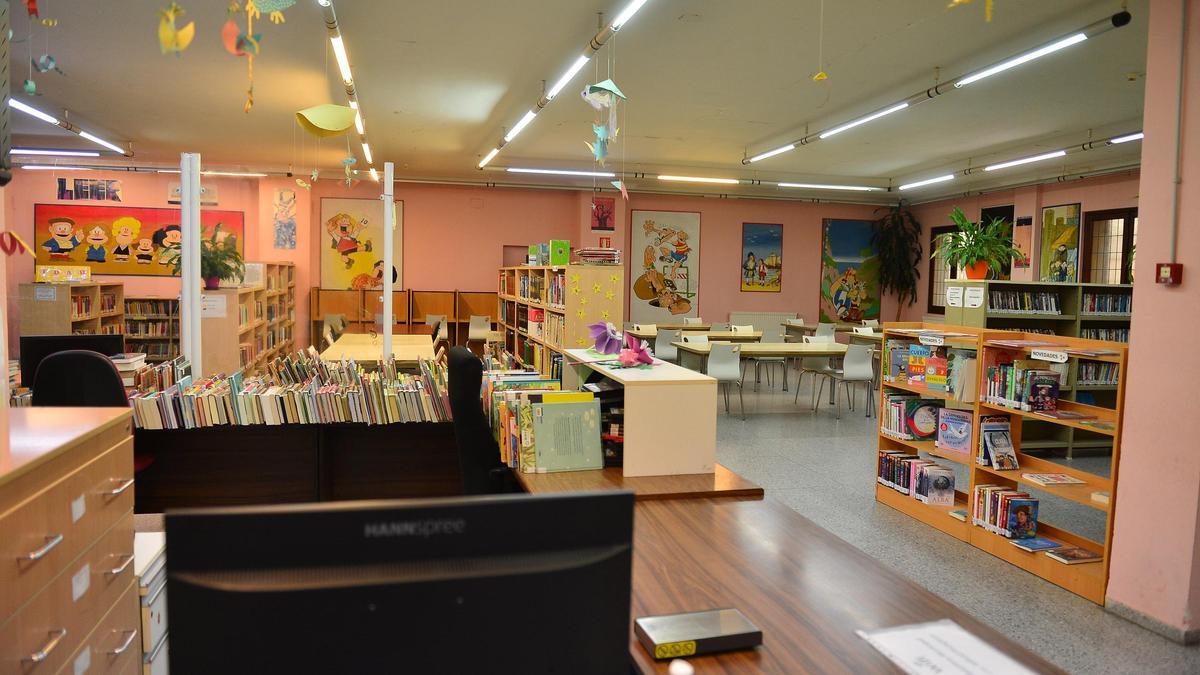 Sección infantil de la biblioteca municipal de Plasencia.