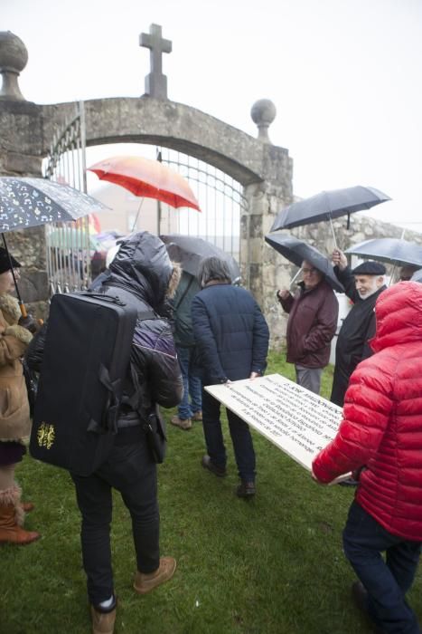 Homenaje en memoria de José Maldonado en el cementerio de La Espina, Salas