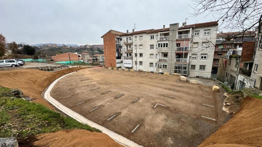 L’Ajuntament de Gironella obre un nou aparcament a Cal Forroll amb espai per a 24 vehicles