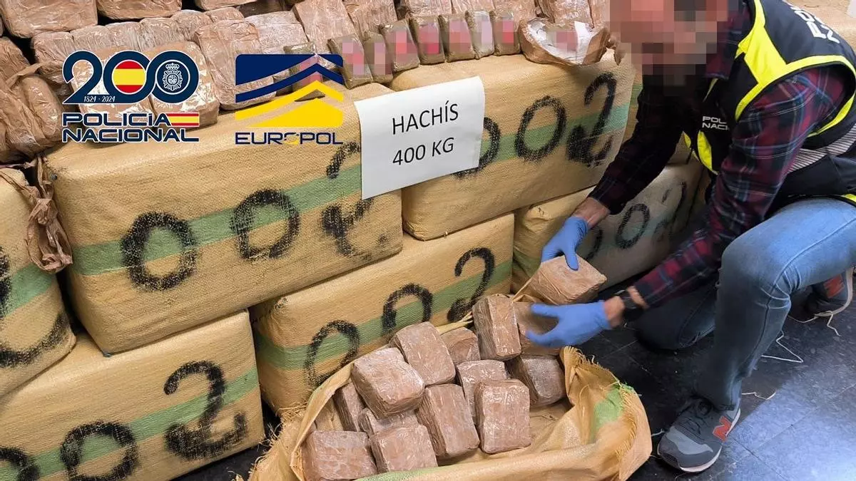 Detenidos en Huesca cinco franceses que transportaban 400 kilos de hachís a Francia con el método 'go fast'