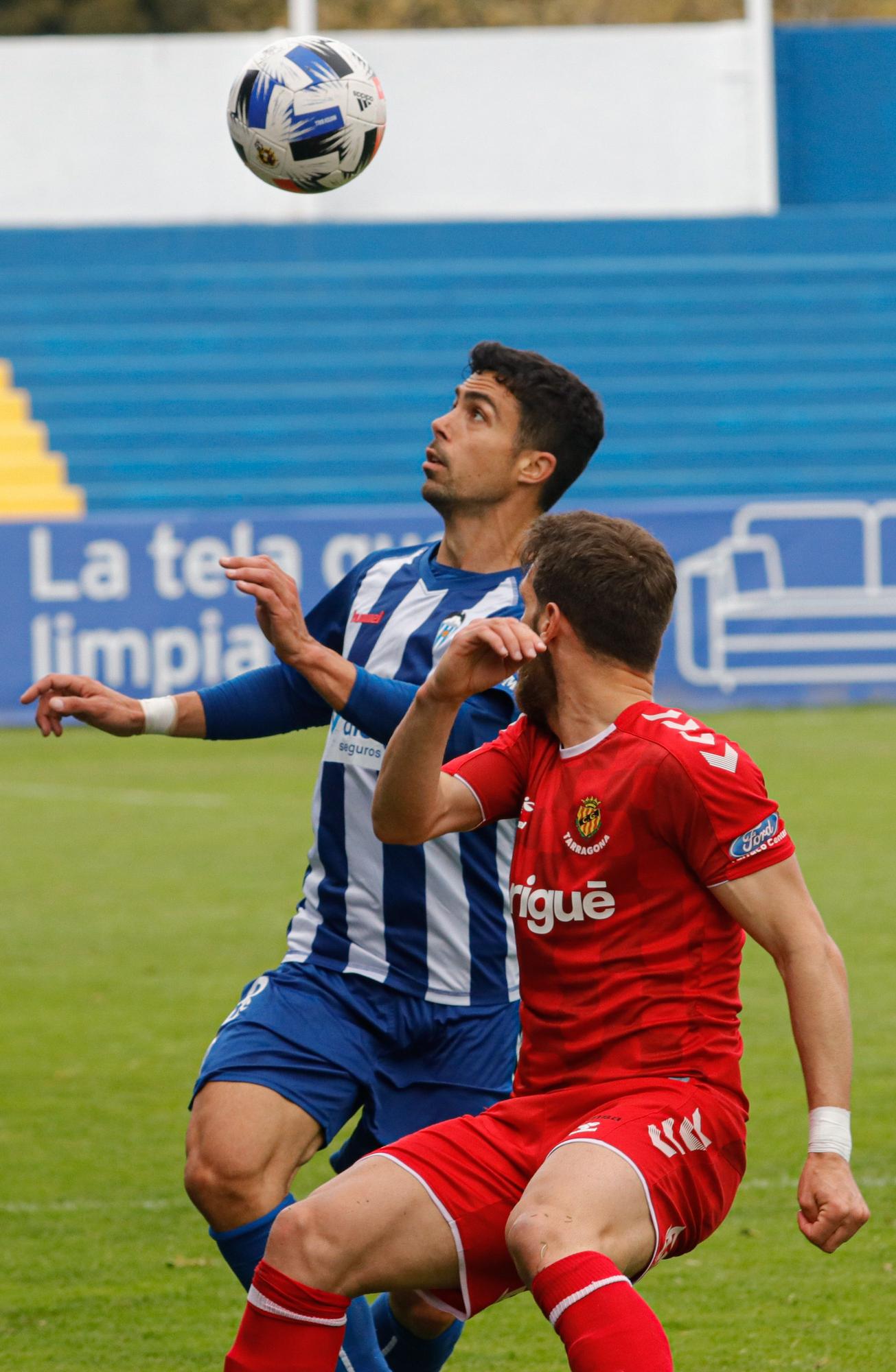 El Alcoyano suma un punto que sabe a poco ante el Nàstic (1-1)