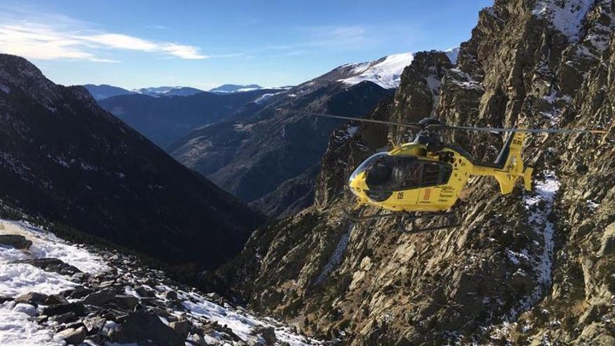 Mor un home en caure per un barranc de 30 metres d&#039;altura de Villalonga del Ter