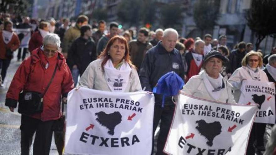 Multitudinaria marcha en Bilbao contra la doctrina Parot