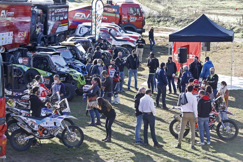 Presentació de l'equip FN Speed Team que participarà al ral·li Dakar