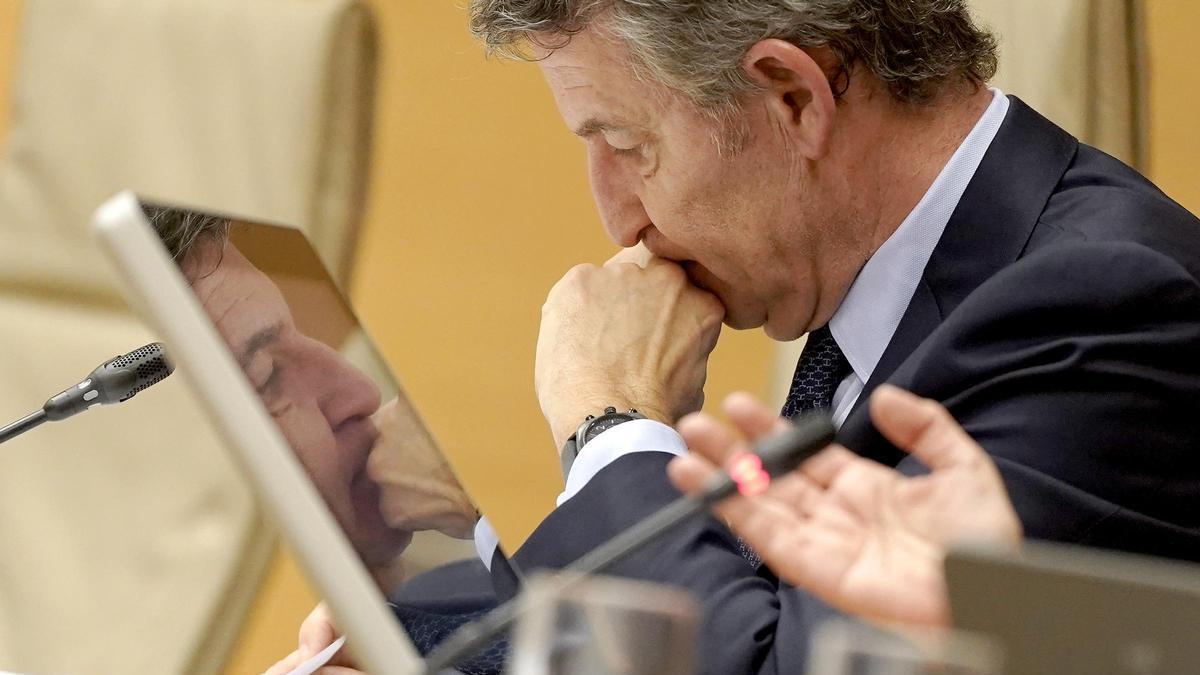 Feijóo aprovecha la comisión de la dana para marcar perfil crítico con los socios de Sánchez y mantener abierto el puente con Junts