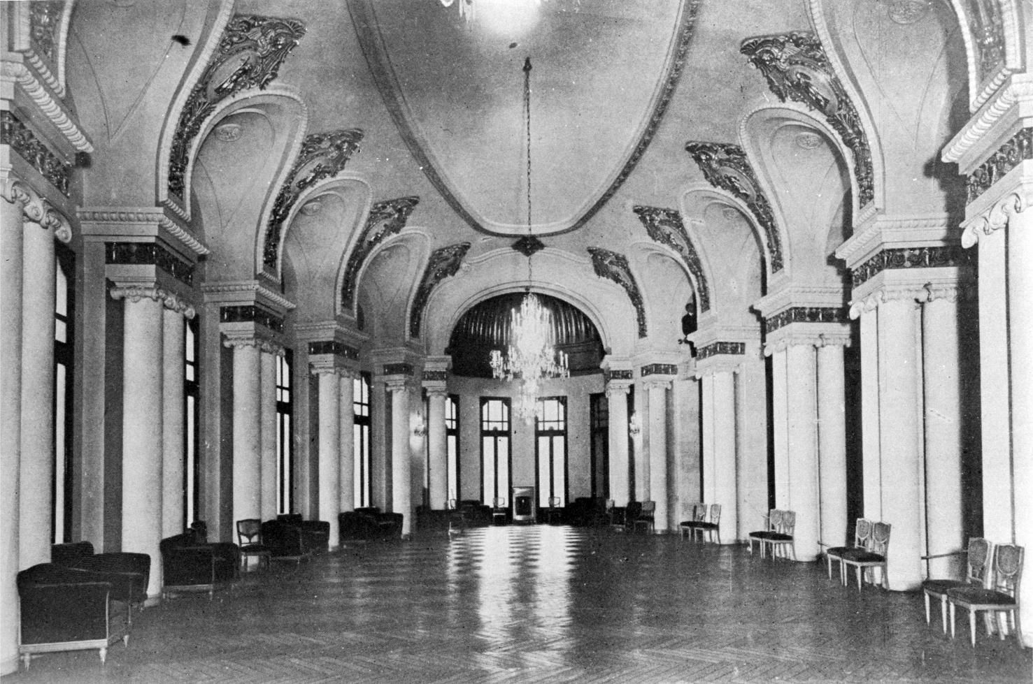 Gran salón de fiestas del Casino de Vigo, 1927.jpg