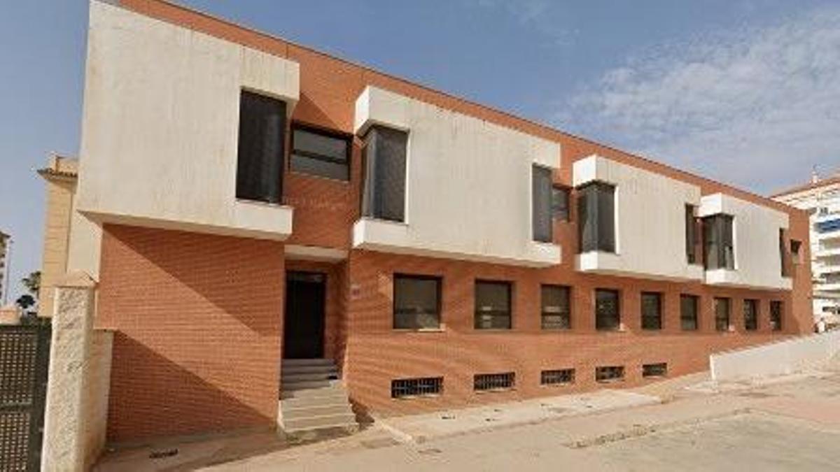 Edificio para centro de Servicios Sociales en Algarrobo Costa.