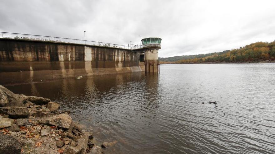 El embalse de Eiras a mediados de diciembre. // R. Grobas