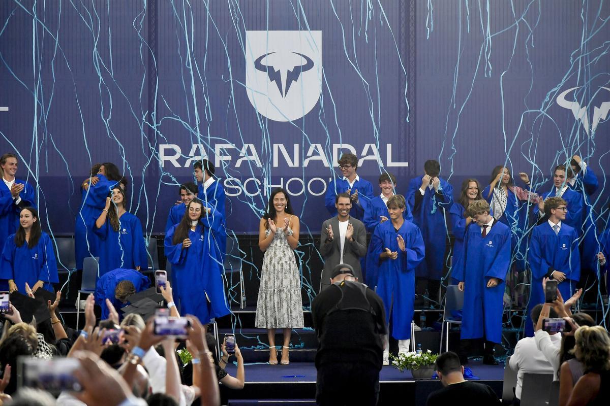 El acto de graduación de los estudiantes de la Rafa Nadal Academy, en imágenes