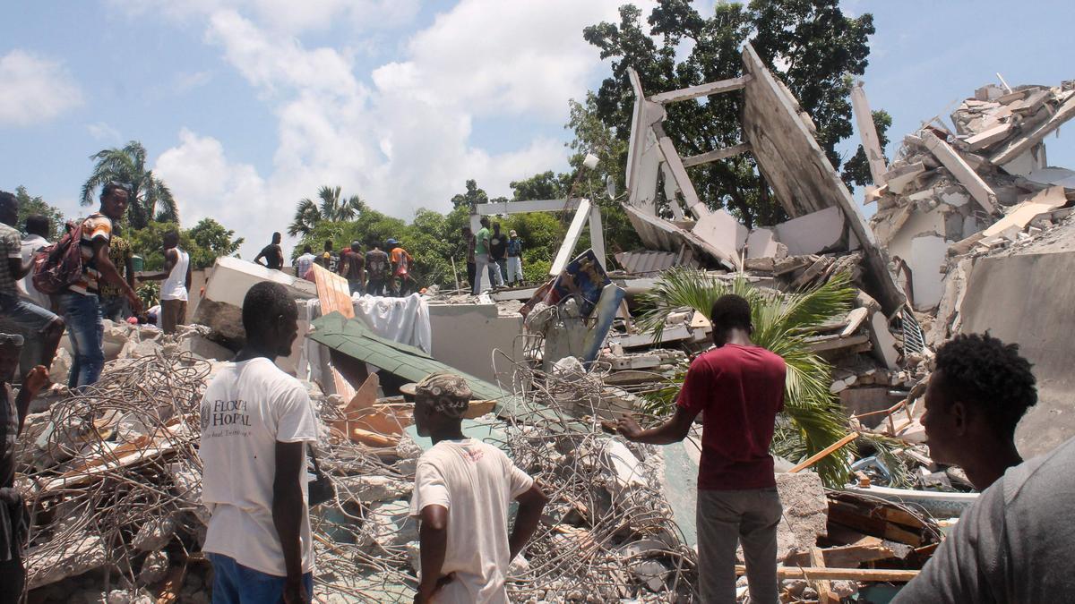 Derrumbe del Hotel Manguier, en Les Cayes, al suroeste de Haití, tras el terremeto de 7,2 puntos de magnitud del pasado sábado.